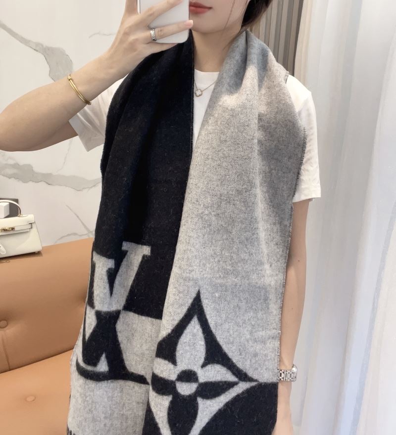 Louis Vuitton Scarf